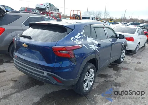 2024 Chevrolet Trax Fwd Sp z USA, uszkodzony, nr VIN KL77LFE27RC160419